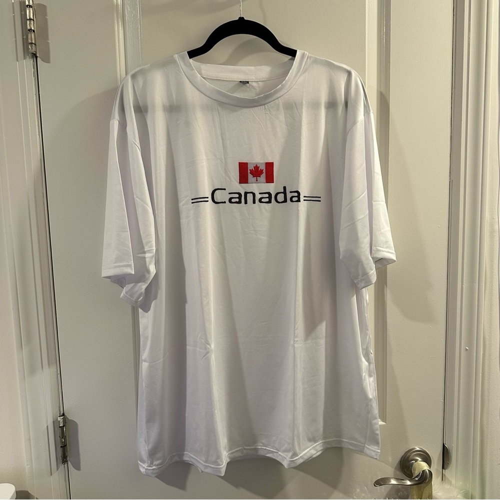 Canada Graphic T-Shirt in White